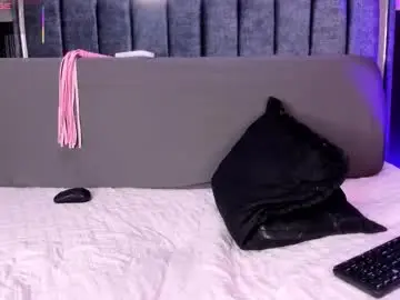 Chaturbate Free Porn Cam of amber_18x