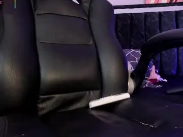 Chaturbate Live Sex of amber_18x