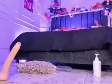 Chaturbate Watch Live Sex Cams of amber_18x