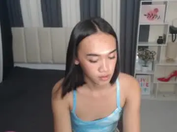 Chaturbate Best live sex cam show of hoelychloe