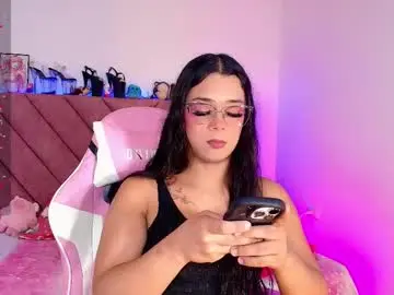 Chaturbate Free Live Porn of ely_w1