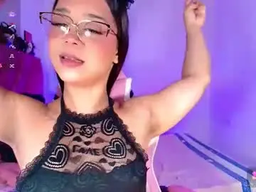 Chaturbate Live Sex Cam of ely_w1