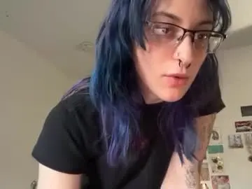 Chaturbate Live Sex Cam of boywithbug