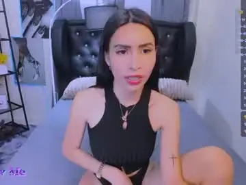 Chaturbate Live Sex Cam of claudia_empress