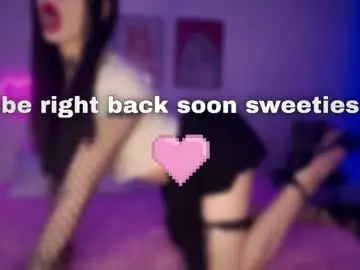 Chaturbate Live Sex Cam of your_little_eva