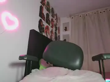 Chaturbate Nude Webcam of cassie_blossom