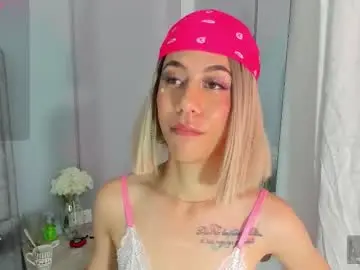 Chaturbate Sex Cam of darlyn_tenderhott