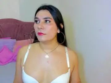 Chaturbate Nude Webcam of yourlatina_emely