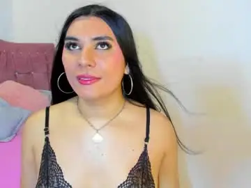 Chaturbate Free Porn Cam of yourlatina_emely