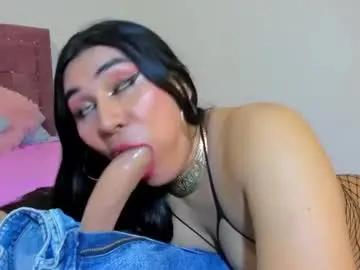 Chaturbate Live Sex of yourlatina_emely