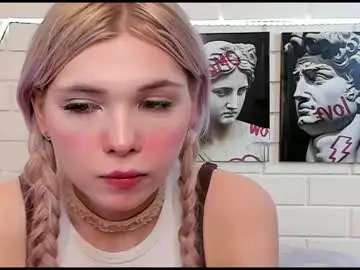 Chaturbate Sex Chat of blondy_fina