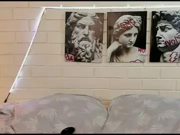 blondy_fina from chaturbate