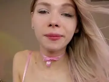 Chaturbate Nude Webcam of blondy_fina