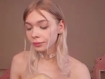 Chaturbate Sex Chat of blondy_fina