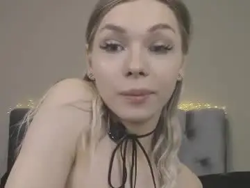 Chaturbate Live Sex of blondy_fina