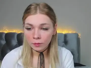Chaturbate Sex Chat of blondy_fina