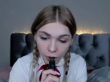 Chaturbate Free Live Porn of blondy_fina