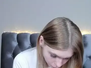 Chaturbate Adult Webcam of blondy_fina