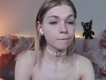 Chaturbate Nude Webcam of blondy_fina
