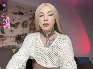 Chaturbate Live Sex Cam of chloevesper