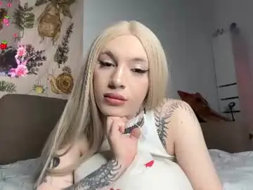 Chaturbate Live Sex Cam of chloevesper