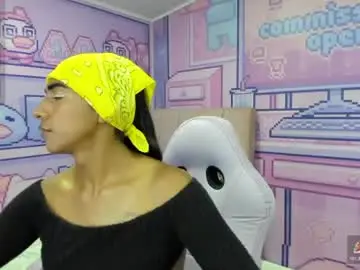 Chaturbate Nude Webcam of kimberly_herrera7