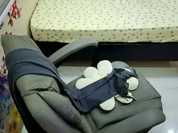 Chaturbate Live Sex Cam of happy_mealxx