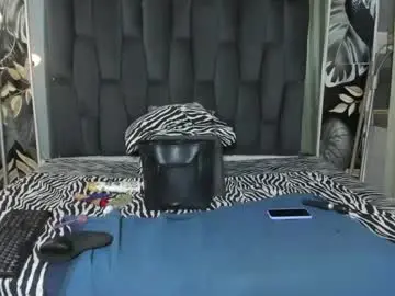 gipsysmitts from chaturbate