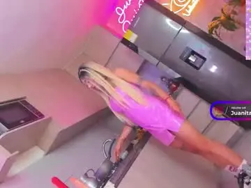Chaturbate Live Sex of juana18quintero