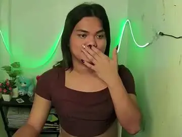 Chaturbate Live Sex Cam of urhottie_bella