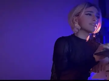 Chaturbate Sex Cam of legsylegsinton