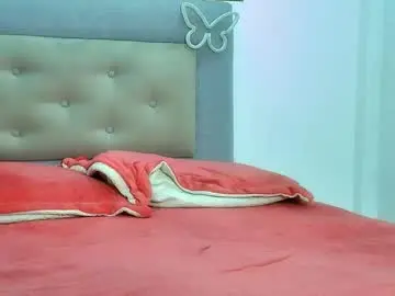 Chaturbate Live Sex Cam of mew_alix