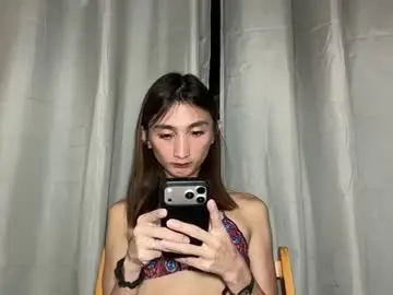 cassandrafoxxx from chaturbate
