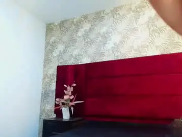 Chaturbate Free Live Porn of valerysimonss_