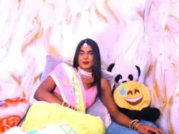 Chaturbate Free Porn Cam of spicybarbie4u