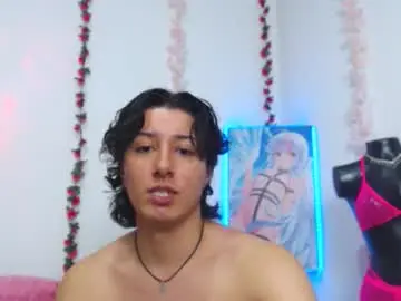 Chaturbate Live Sex Cam of taylorsweet1111