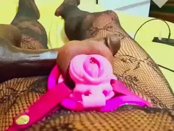 Chaturbate Free Porn Cam of betaofbonnyp