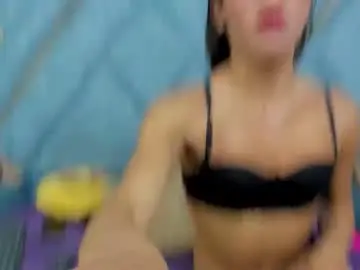 Chaturbate Free Porn Cam of aura_love69