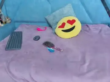 Chaturbate Sex Cam of aura_love69