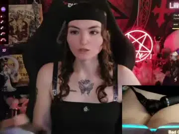 Chaturbate Live Sex Cam of lilithara666
