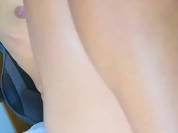 Chaturbate Live Sex Cam of alahia__rodriguez