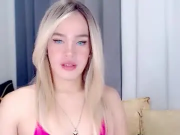 Chaturbate Live Sex Cam of arianne_xoxo777