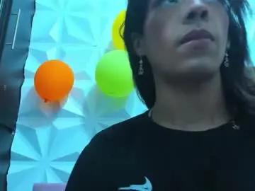 Chaturbate Free Live Porn of briyit_doll