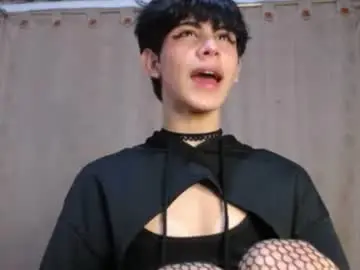 Chaturbate Free Porn Cam of darasweet20