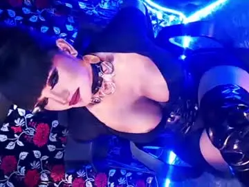 _hailyourqueenx from chaturbate
