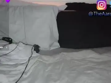 Chaturbate Live Sex Cam of bizarre99