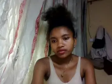 Chaturbate Free Porn Cam of odiiias