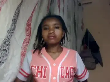 Chaturbate Live Porn of odiiias