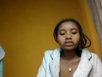 Chaturbate Free Porn Cam of odiiias