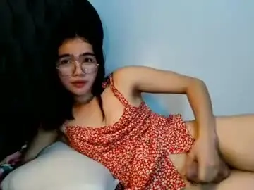 Chaturbate Nude Webcam of akamamiki25